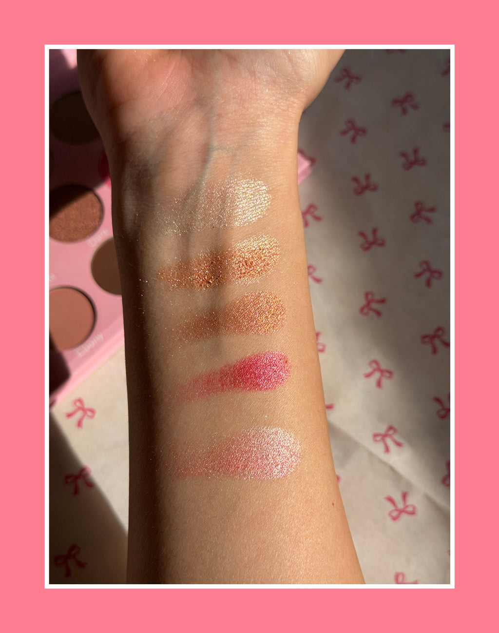 “ETERNAL ROMANCE” eyeshadow palette