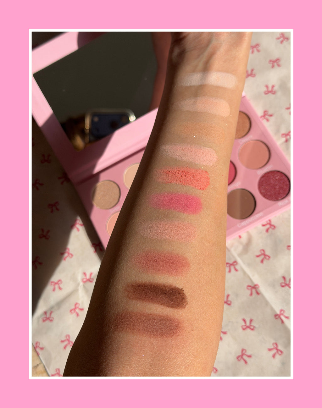 “ETERNAL ROMANCE” eyeshadow palette